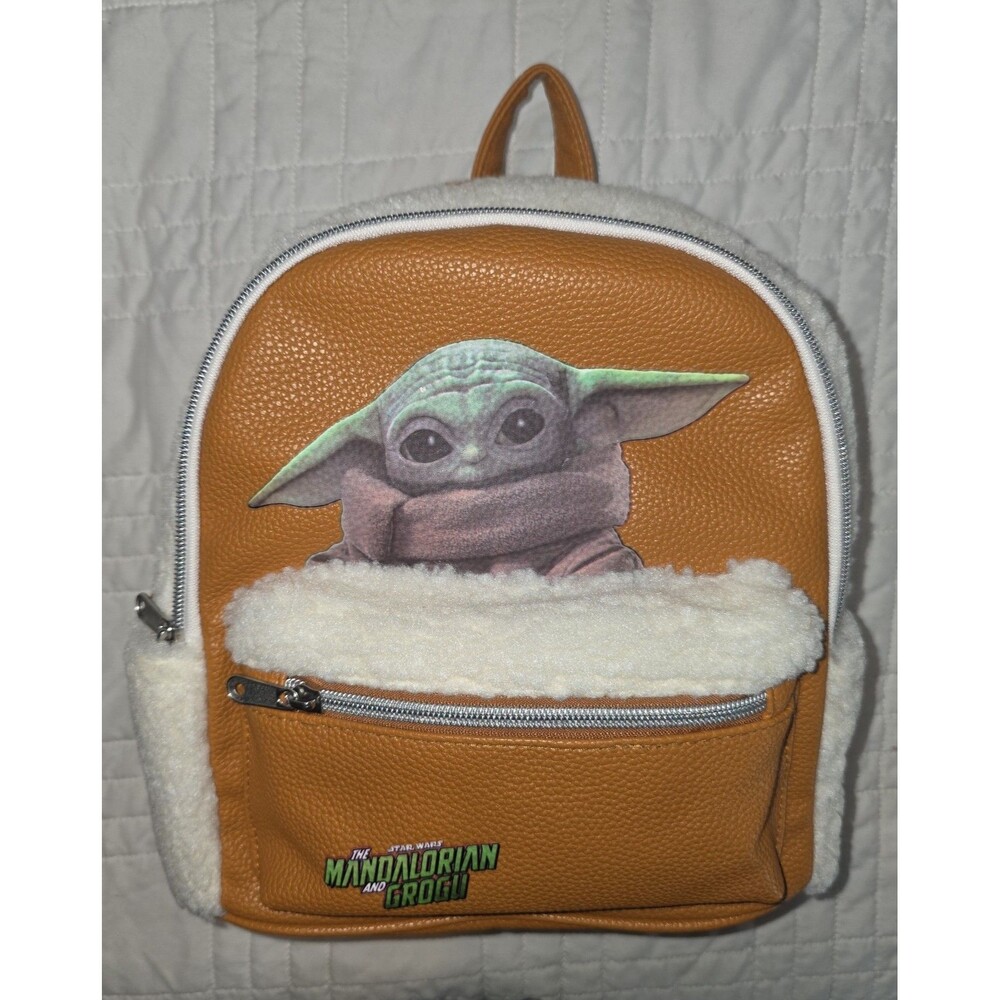 NWOT Disney star wars grogu Yoda the child fuzzy mini backpack bookbag purse bag